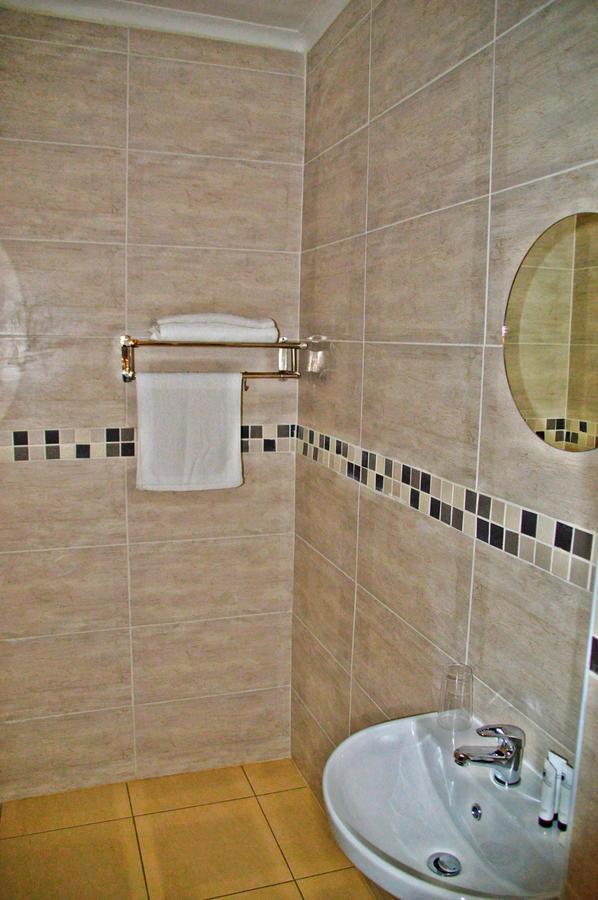 مبيت وإفطار غابورون Cosy Palms المظهر الخارجي الصورة